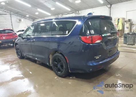 2017 Chrysler Pacifica Touring from USA, damaged, VIN 2C4RC1DGXHR660320